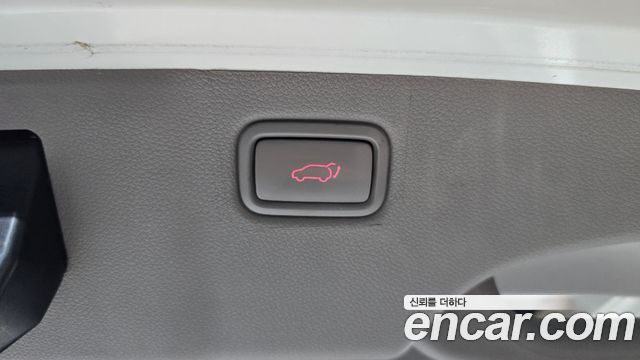 Kia Canival 2016 — photo 16