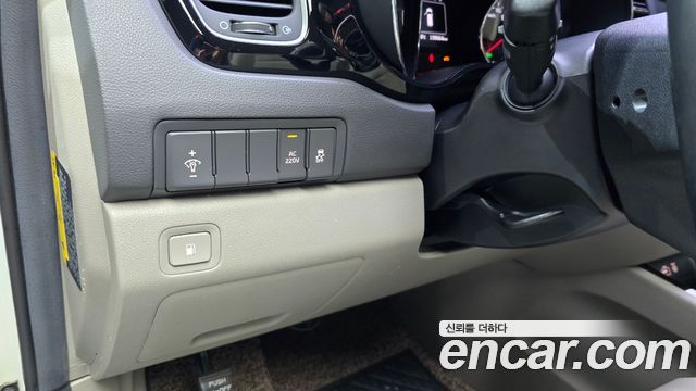 Kia Canival 2016 — photo 19