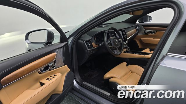 Volvo S90 2019 — photo 13