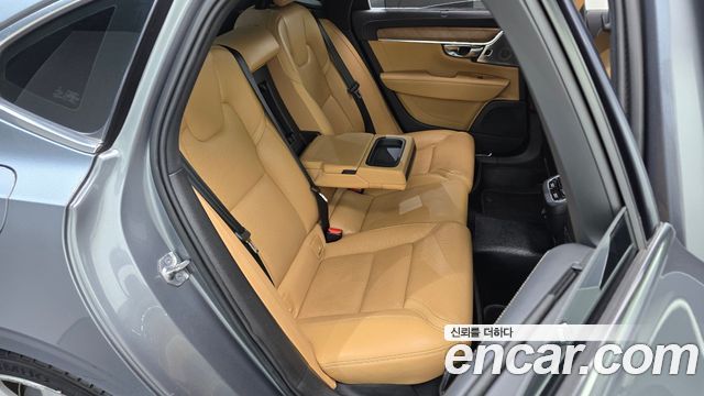 Volvo S90 2019 — photo 17
