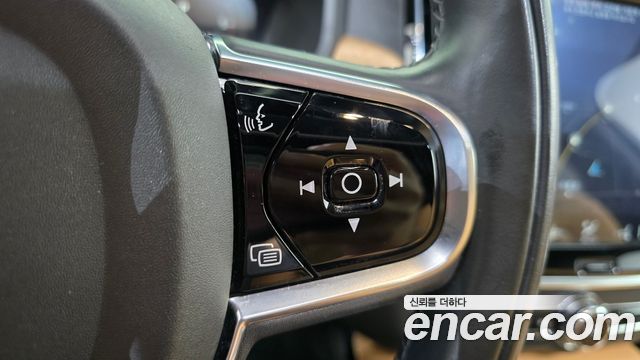 Volvo S90 2019 — photo 23