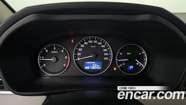 Hyundai Starex 2019 — photo 8