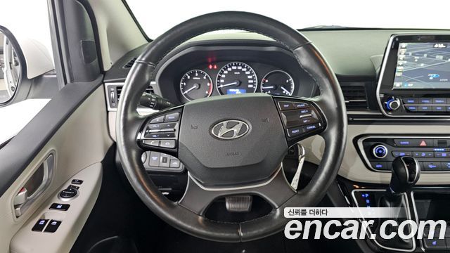 Hyundai Starex 2019 — photo 14