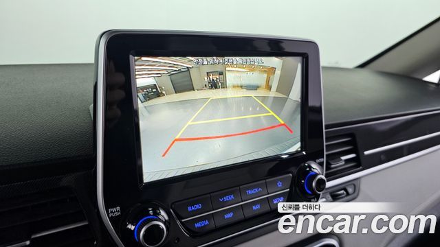 Hyundai Starex 2019 — photo 15