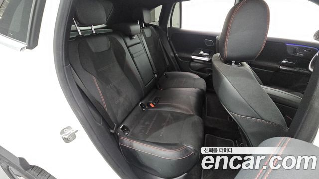 Mercedes-Benz EQA 2024 — photo 17