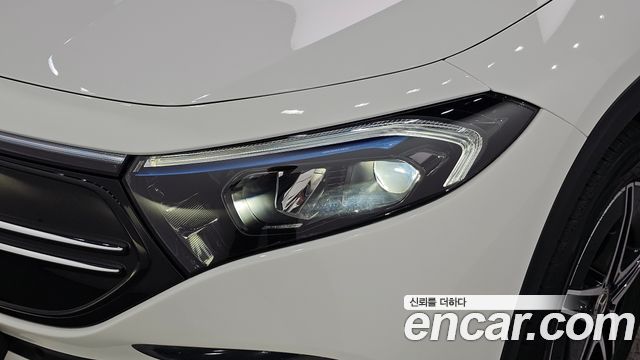 Mercedes-Benz EQA 2024 — photo 8