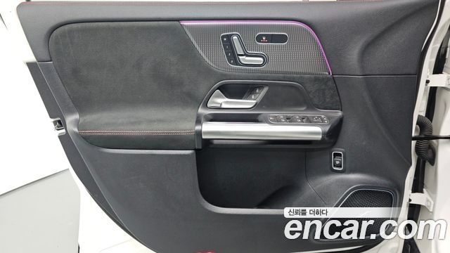 Mercedes-Benz EQA 2024 — photo 14