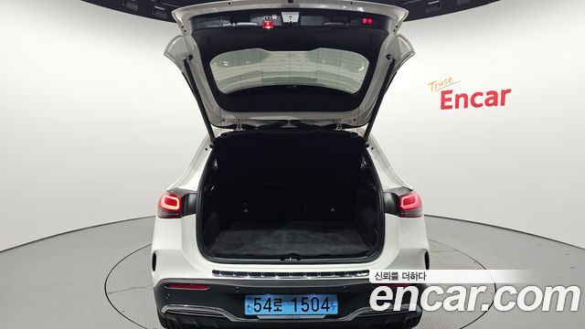 Mercedes-Benz EQA 2024 — photo 38