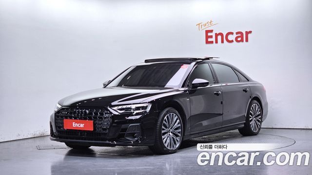 Audi A8 2022 — photo 1