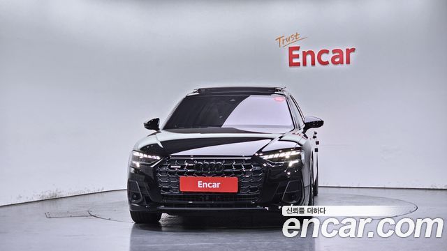 Audi A8 2022 — photo 3