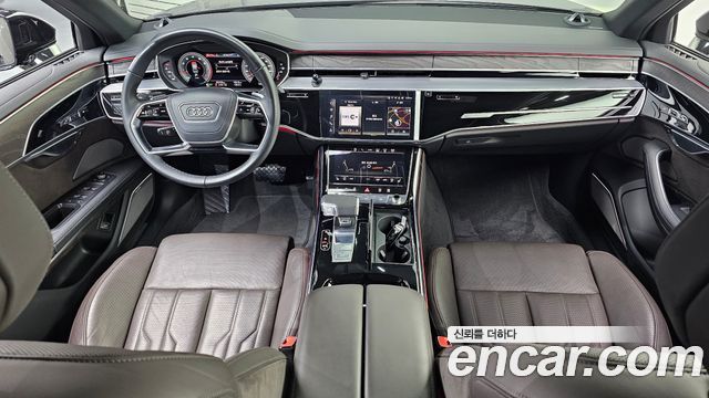 Audi A8 2022 — photo 10