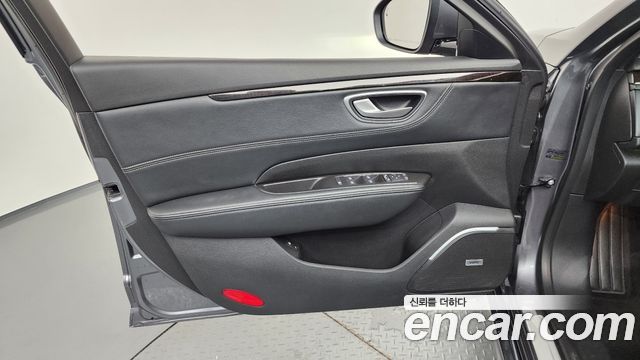 Renault Korea SM6 2017 — photo 14
