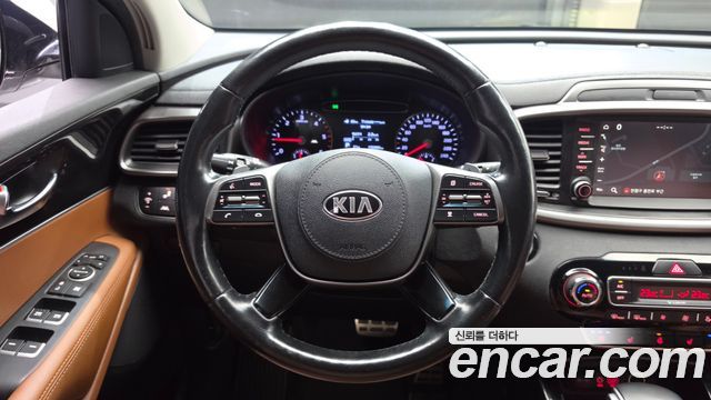 Kia Sorento 2019 — photo 13