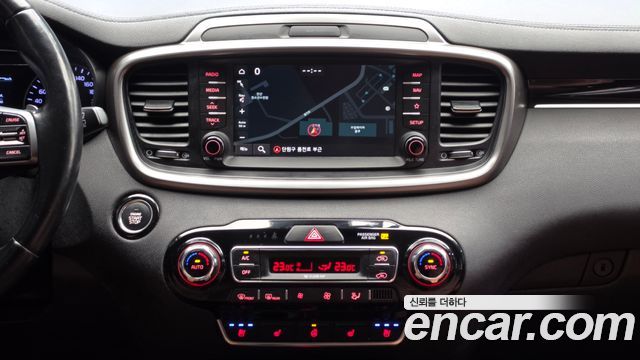 Kia Sorento 2019 — photo 14