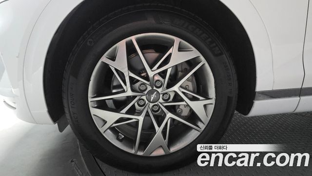 Genesis GV70 2023 — photo 5