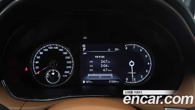 Genesis GV70 2023 — photo 11