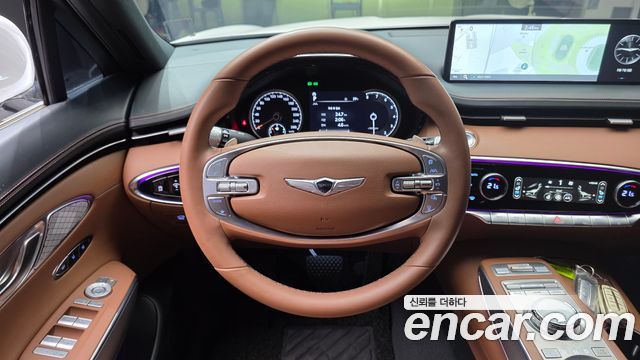 Genesis GV70 2023 — photo 19