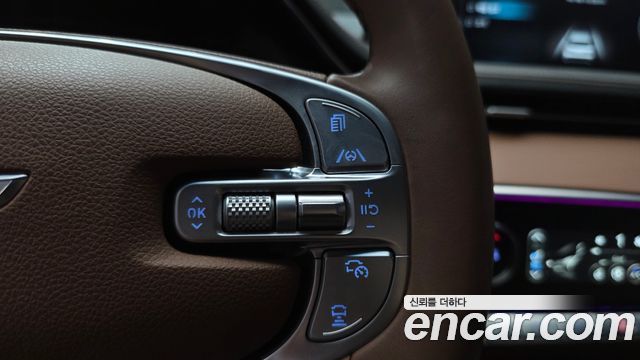 Genesis GV70 2023 — photo 26