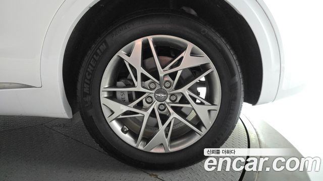 Genesis GV70 2023 — photo 7