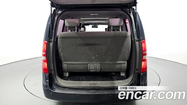 Hyundai Starex 2018 — photo 17