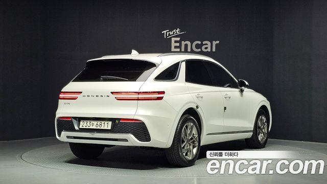 Genesis GV70 2024 — photo 2