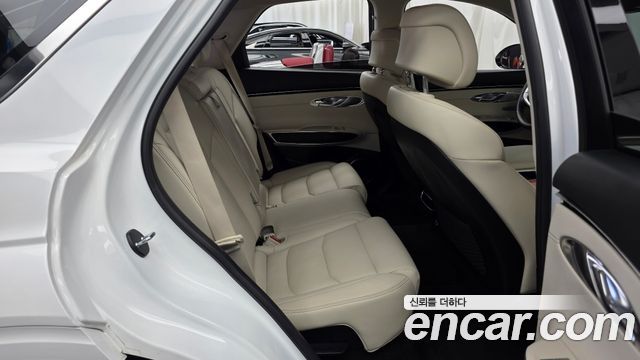 Genesis GV70 2024 — photo 18