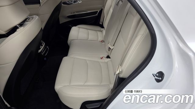 Genesis GV70 2024 — photo 16