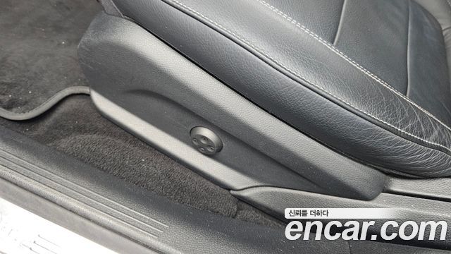 Mercedes-Benz E-Class 2018 — photo 34