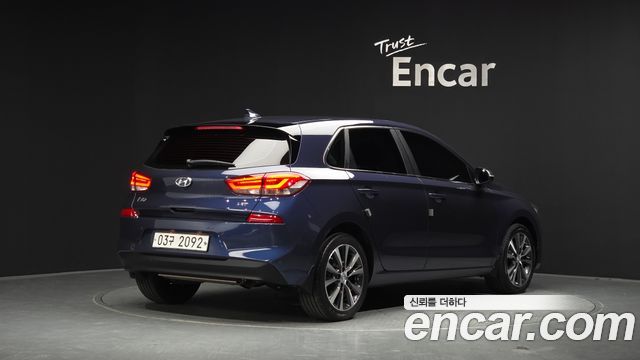 Hyundai i30 2017 — photo 2