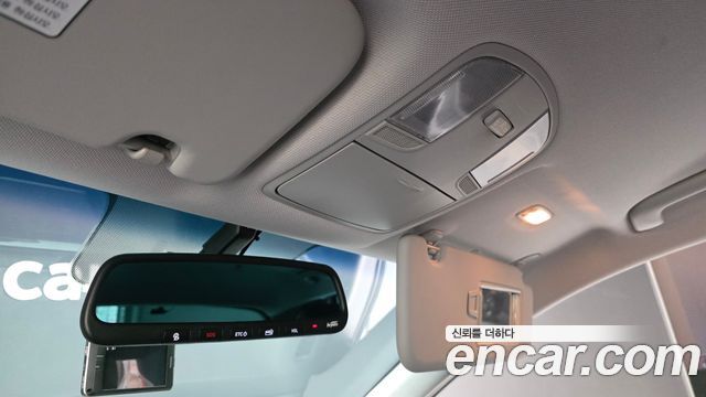 Hyundai i30 2017 — photo 24