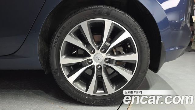 Hyundai i30 2017 — photo 7
