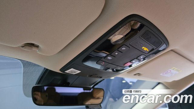 Kia Canival 2023 — photo 18