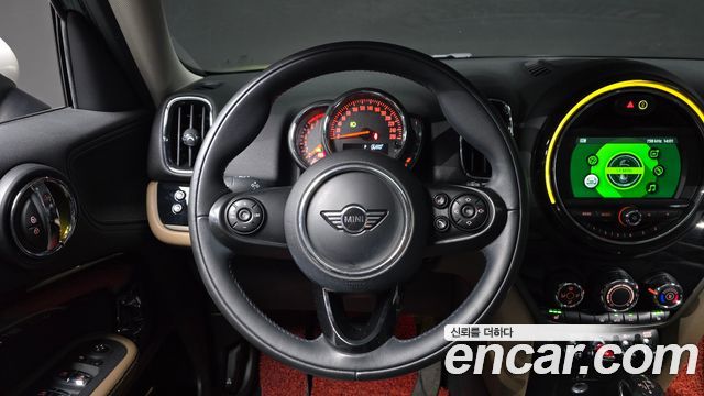 Mini Countryman 2019 — photo 19