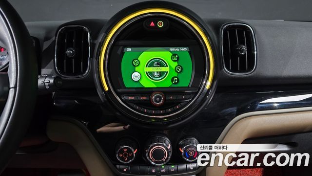 Mini Countryman 2019 — photo 21