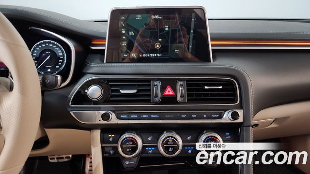 Genesis G70 2020 — photo 19