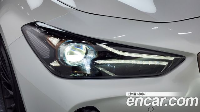 Genesis G70 2020 — photo 8