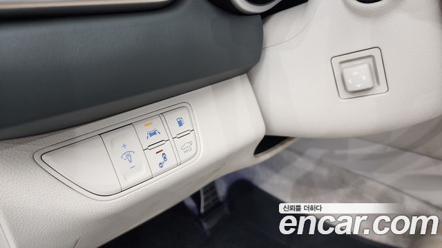 Genesis G70 2020 — photo 37
