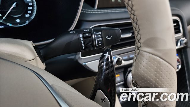 Genesis G70 2020 — photo 38