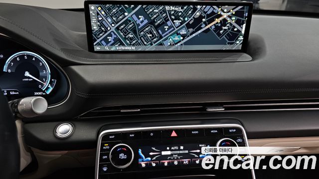 Genesis GV80 2023 — photo 20