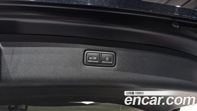 Genesis GV80 2023 — photo 27