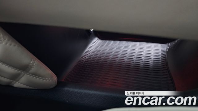 Genesis GV80 2023 — photo 39