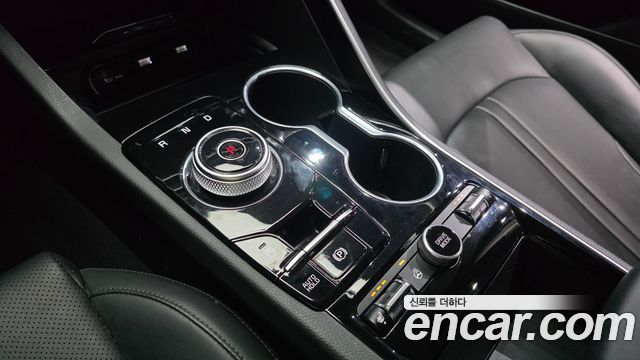 Kia K5 2023 — photo 9