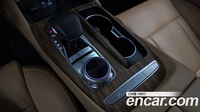 Kia K9 2022 — photo 12