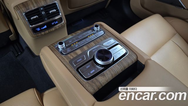 Kia K9 2022 — photo 25