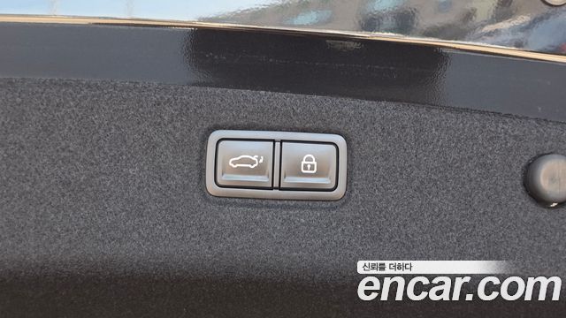 Kia K9 2022 — photo 16