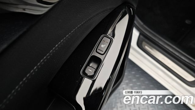Kia K7 2017 — photo 19