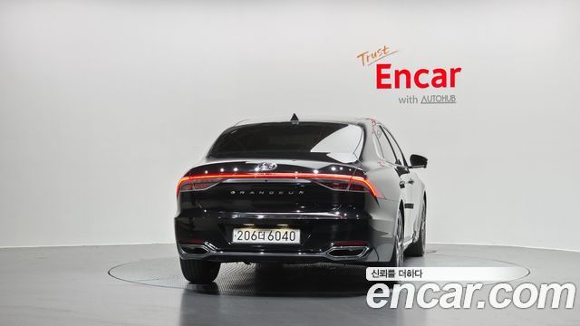 Hyundai Grandeur 2022 — photo 4