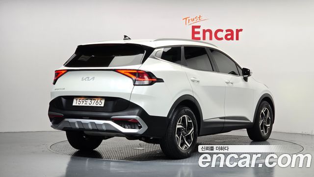 Kia Sportage 2022 — photo 2