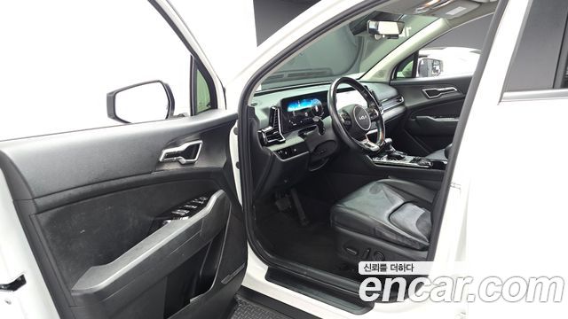 Kia Sportage 2022 — photo 10