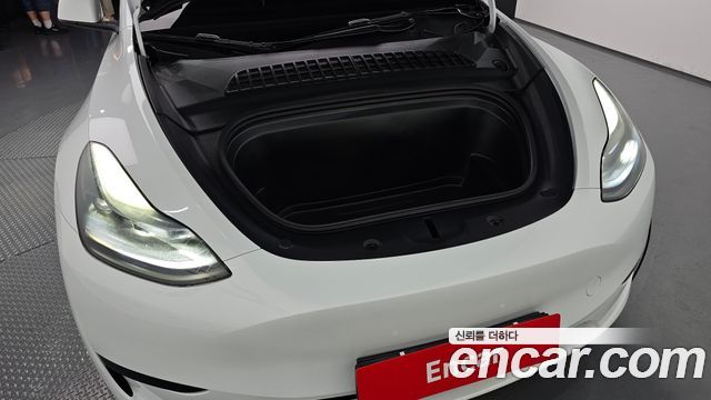 Tesla Model Y 2024 — photo 6
